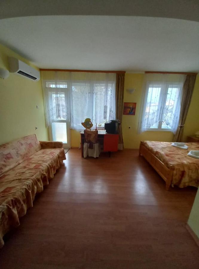 Hadjibulevata Guest House Kovachevtsi Exteriér fotografie