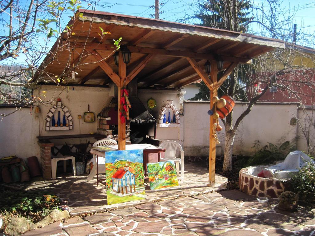 Hadjibulevata Guest House Kovachevtsi Exteriér fotografie