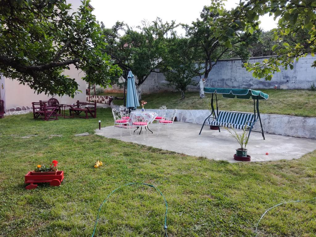 Hadjibulevata Guest House Kovachevtsi Exteriér fotografie