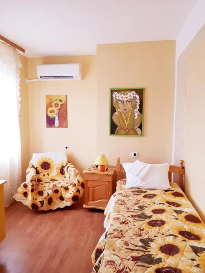 Hadjibulevata Guest House Kovachevtsi Exteriér fotografie